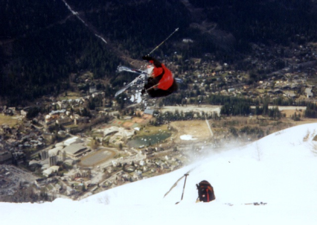 Telemarker: Micha Ewald <br> Foto: Peter Hutzler <br> Location: Chamonix, France <br> Date: April 2000