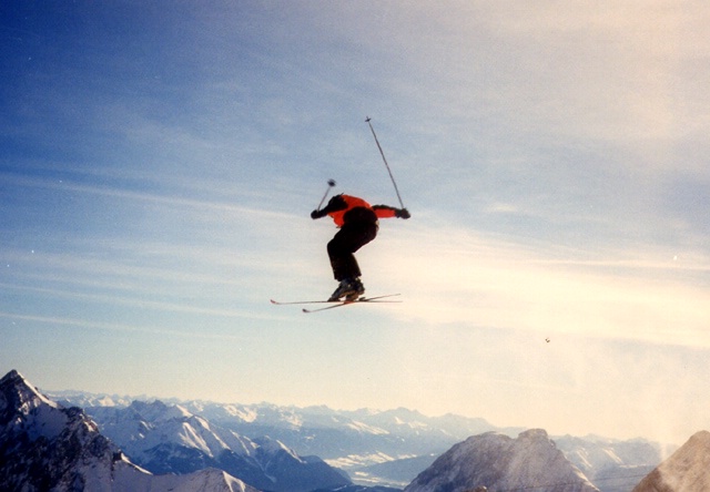 Telemarker: Micha Ewald <br> Foto: Peter Hutzler <br> Location: Zugspitze <br> Date: Dec 1999