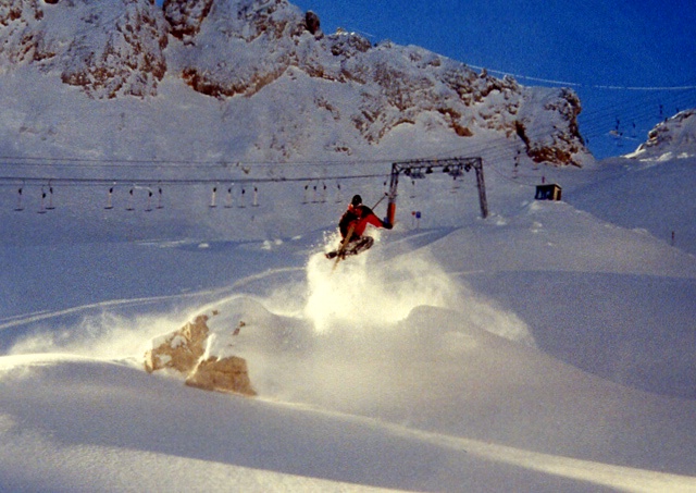 Telemarker: Micha Ewald <br> Foto: Peter Hutzler <br> Location: Zugspitze <br> Date: Dec 1999