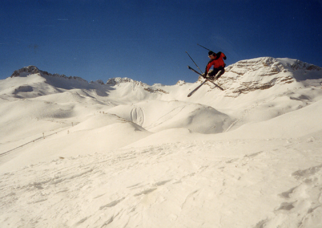 Telemarker: Micha Ewald <br> Foto: Peter Hutzler <br> Location: Zugspitze <br> Date: March 2000
