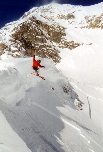 Telemarker: Peter Hutzler <br> Foto: Micha Ewald <br> Location: Zugspitze <br> Date: March 2000