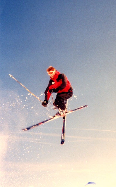 Telemarker: Micha Ewald <br> Foto: Peter Hutzler <br> Location: Zugspitze <br> Date: March 2001
