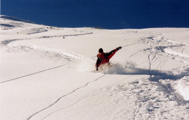 Telemarker: Micha Ewald <br> Foto: Peter Hutzler <br> Location: Osterfelder, Germany <br> Date: Nov 1998