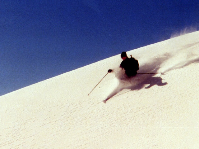 Telemarker: Peter Hutzler <br> Foto: Micha Ewald <br> Location: Zugspitze <br> Date: March 2000