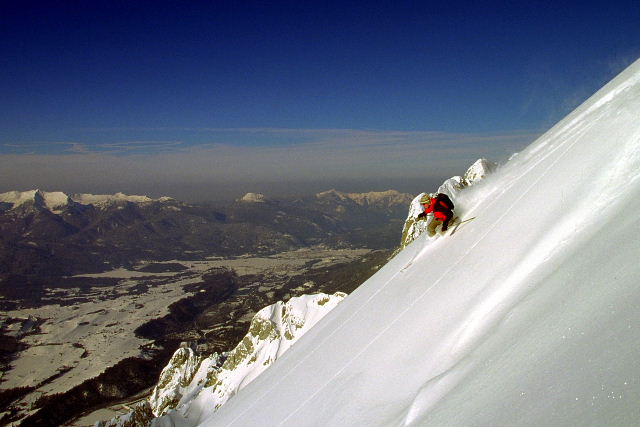 Telemarker: Micha Ewald <br> Foto: Peter Hutzler <br> Location: Dammkar, Germany <br> Date: Feb 2005