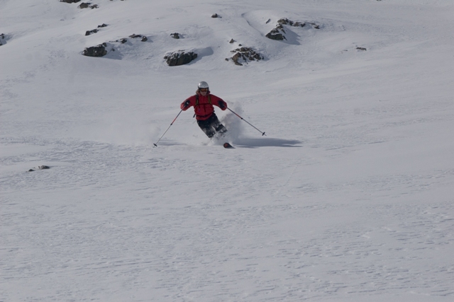 Telemarker: Staffan Sahlin <br> Foto: Michael Ewald <br>Descending the lplikar, somewhere around Davos, Switzerland - March 2007