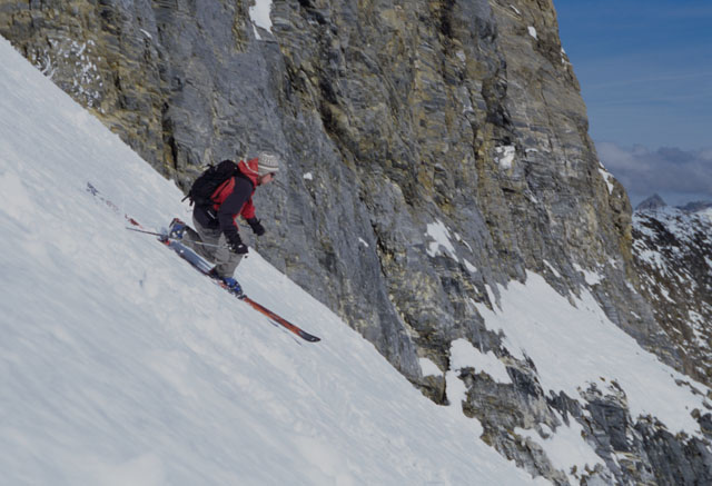 Telemarker: Micha Ewald <br> Foto: Peter Hutzler <br> Location: Hintertux, Austria <br> Date: Oct 2005