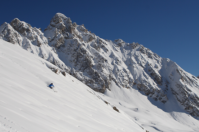 Skier: Nicolas Wiesenthal<br> Foto: Peter Hutzler <br>Zugspitze, Bavaria - March 2008