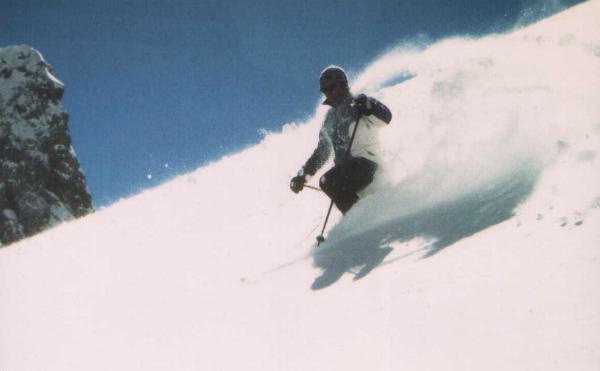 Telemarker: Uwe Penteker <br> Foto: Peter Hutzler <br> Location: Zugspitze <br> Date: April 2001