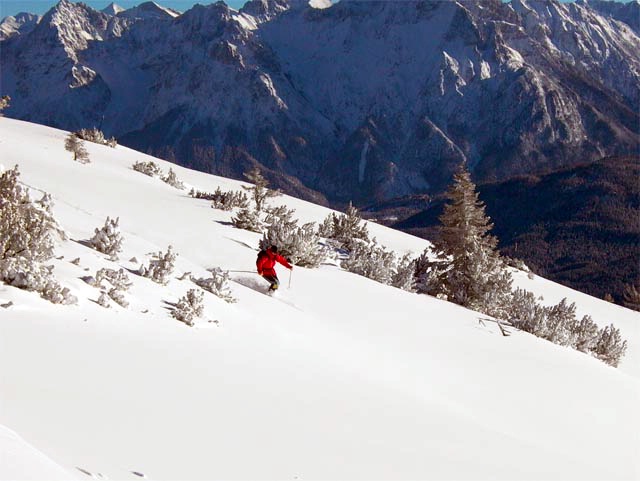 Skier: Peter Hutzler <br> Foto: Micha Ewald <br> Location: Wank <br> Date: Dec 2003