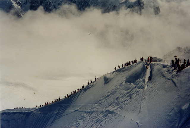 Foto: Micha Ewald <br> Location: Aiguille du Midi, Chamonix, France <br> Date: April 2000